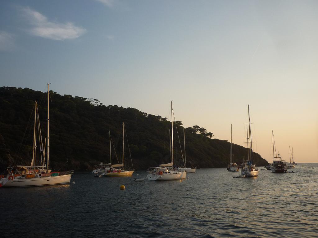 2012_Sailing_in_France (55).JPG